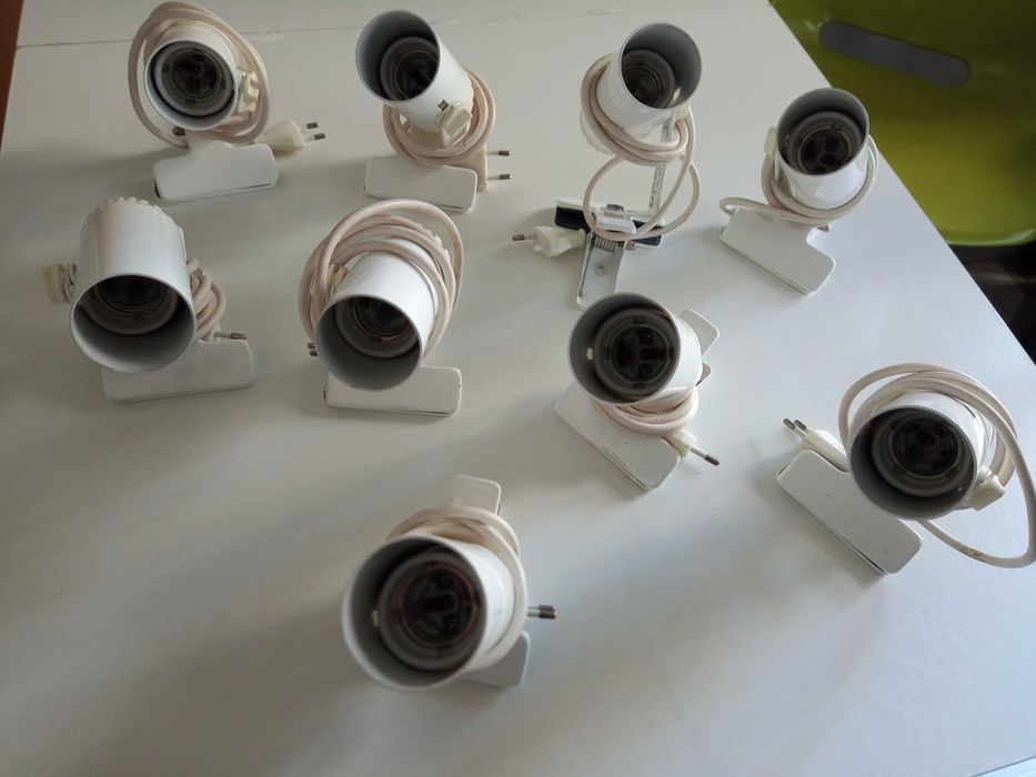 Focos elétricos  com grampo (9 un).