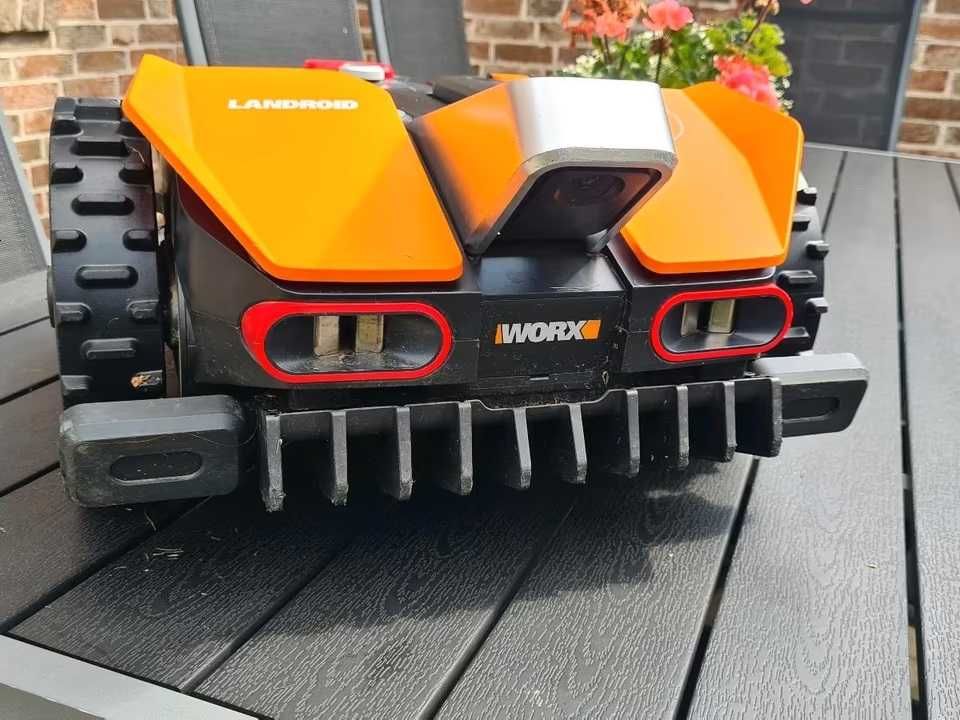 Robot jeżdżąco-koszący Worx Landroid Vision do powierzchni 800 m²