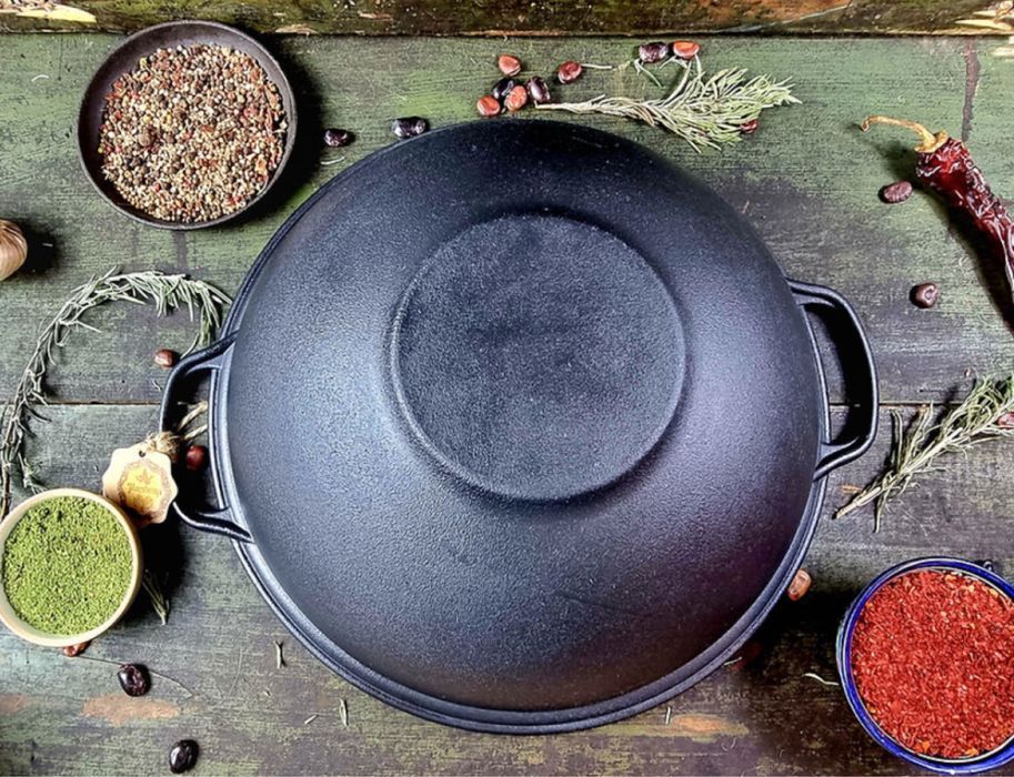 Казан 8 літрів/ кришка сковорода/ тринога / шумівка/ чугунный казан 8л