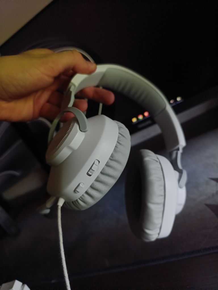 Słuchawki JBL Quantum 100