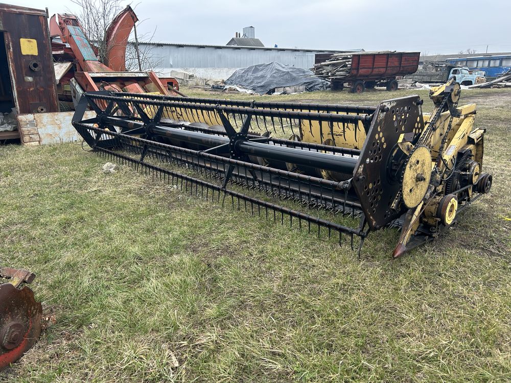 New Holland TR-88