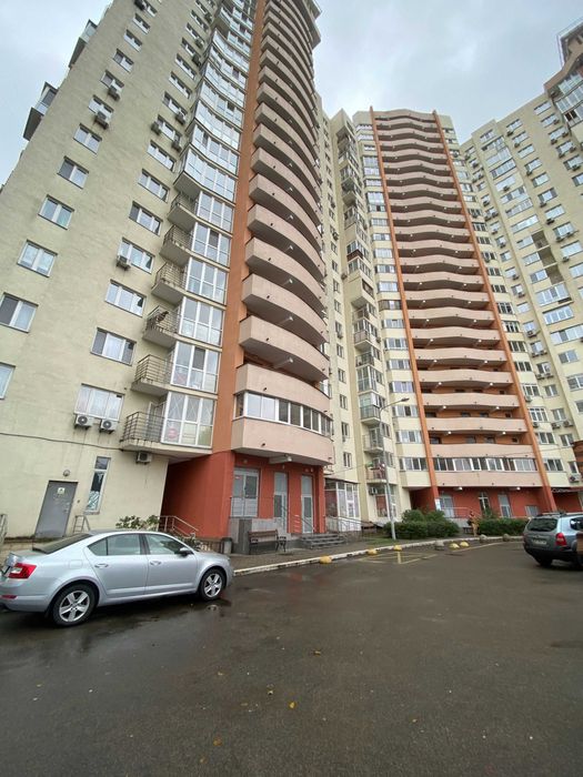 Оренда 3 к квартира, вул. Юрія Поправки 4/39а