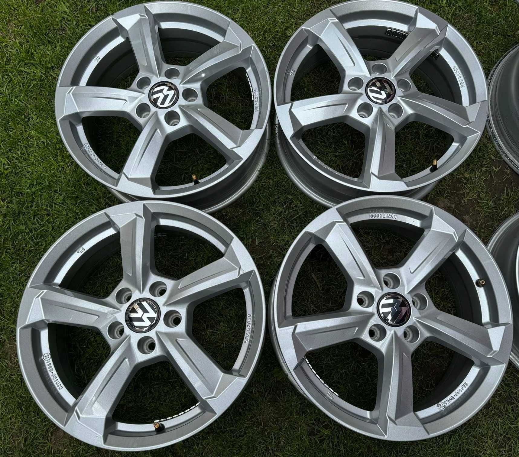 Alufelgi 5x112 r17 VW Touran Tiguan Passat Golf Jetta Sharan Caddy 80#