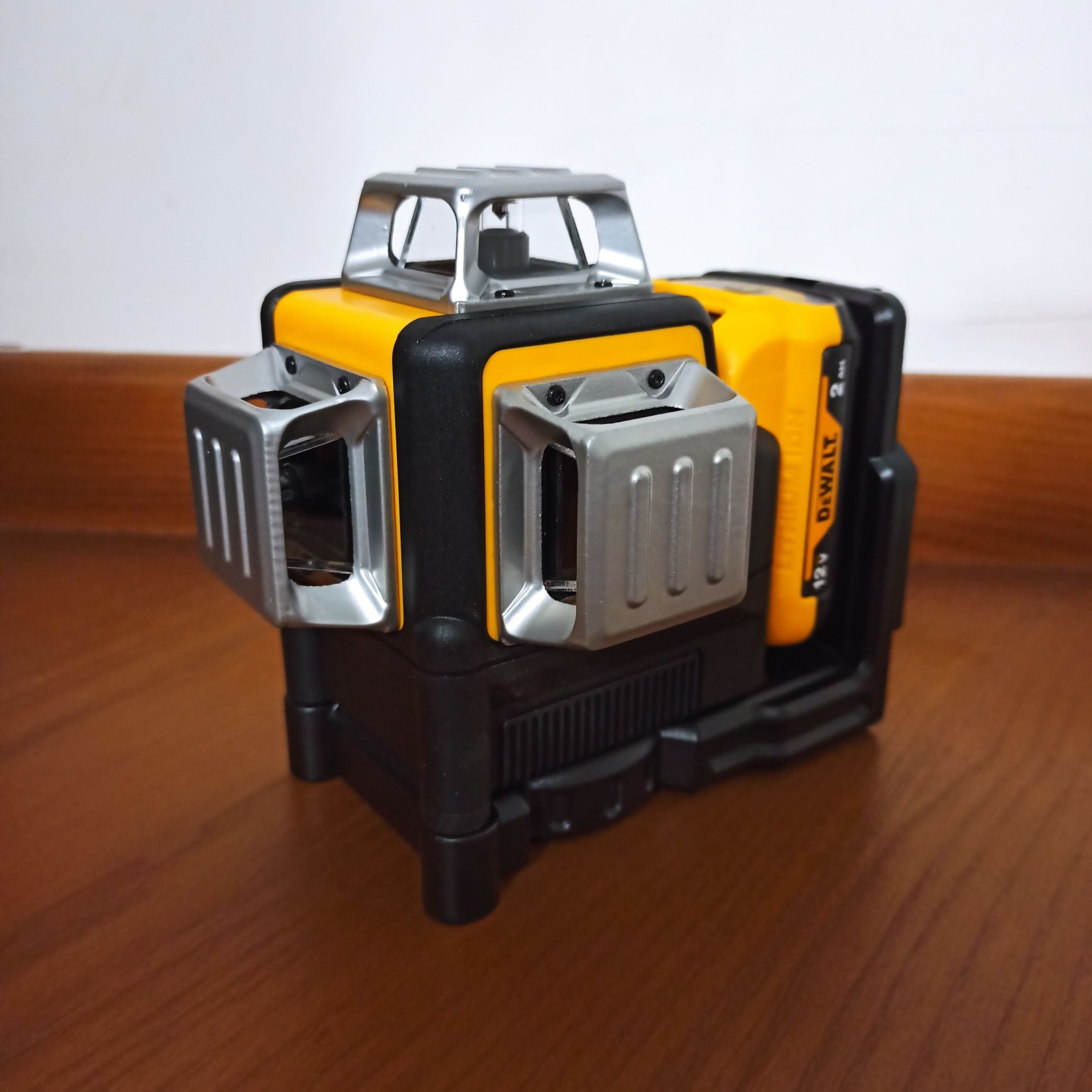 Dewalt 089LG 12 ліній 3D лазерный уровень