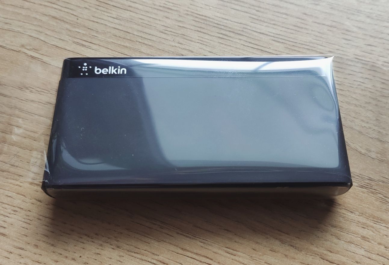 Belkin Hub USB 4 porty (2x USB-A 2x USB-C)