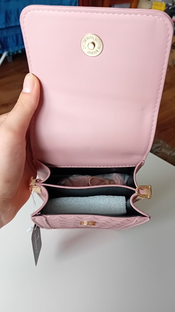 Nowa! Funkcjonalna mini torebka delikatny róż na ramię