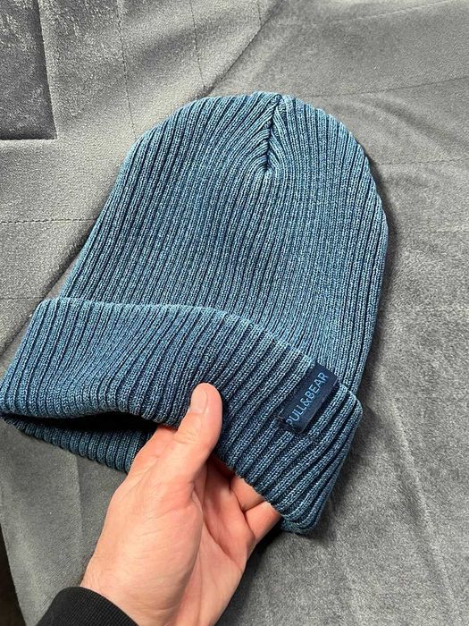 Стильна шапка Pull&bear
