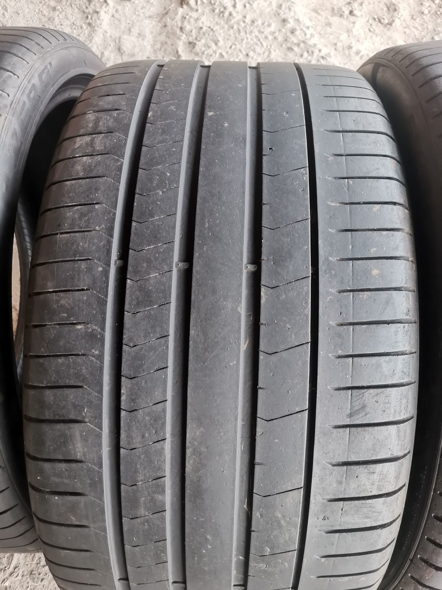 275/35/22, 315/30/22 Pirelli 2021 рік СКЛАД ШИН