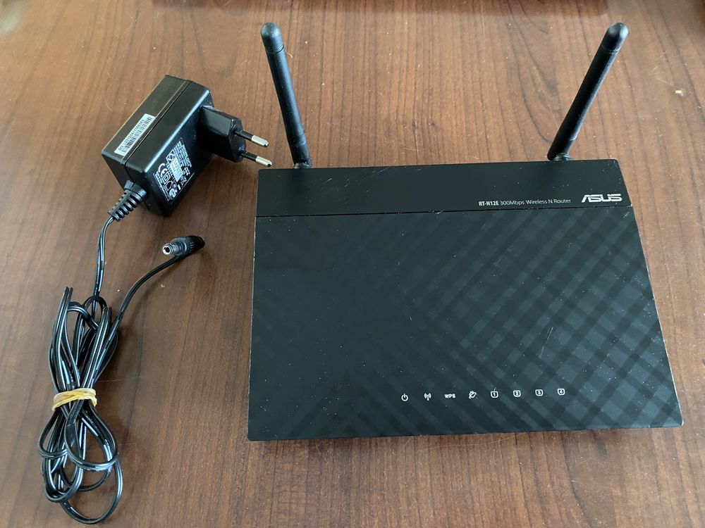 Router Asus RT-N12E