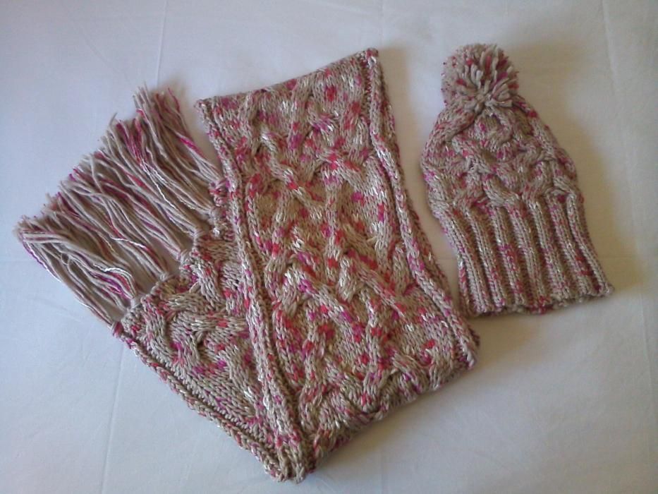 Conjunto de Cachecol & Gorro NOVO