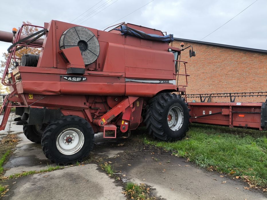 Комбайн Кейс 2388 2005 року