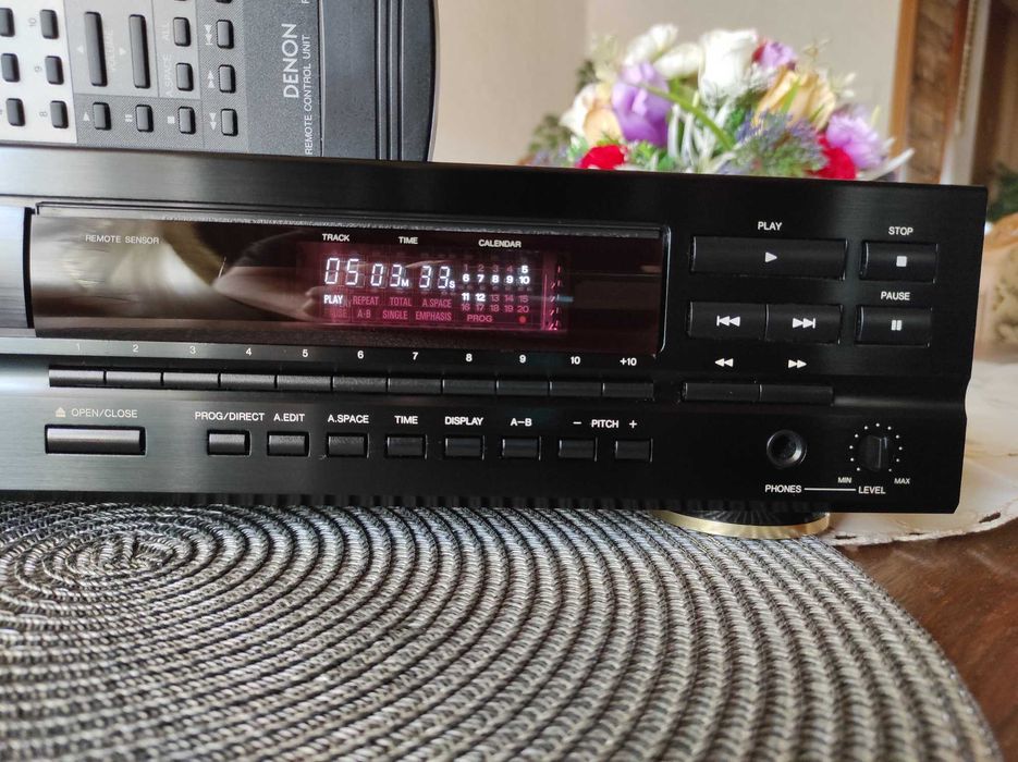 Odtwarzacz CD DENON DCD-695 + pilot i instrukcja