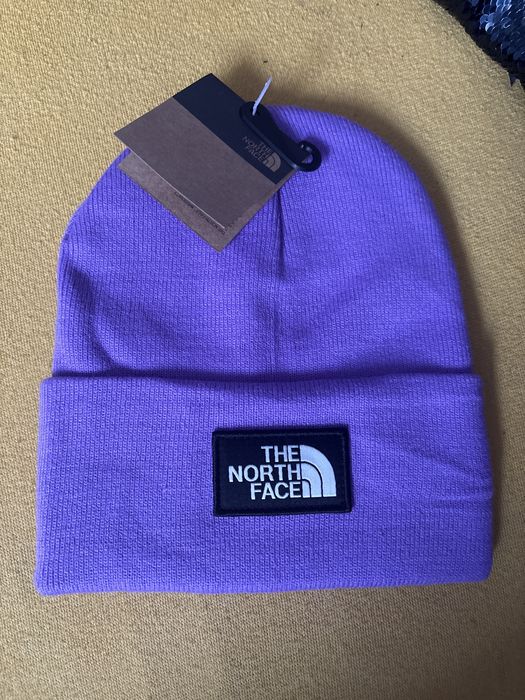 fioletowa czapka the north face