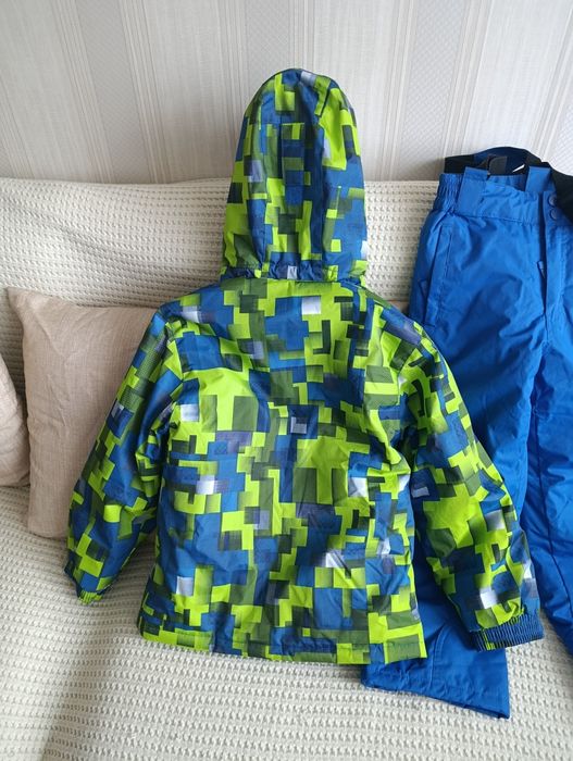 Новий термо набір mountain warehouse, 7-8р,зимова куртка і штани