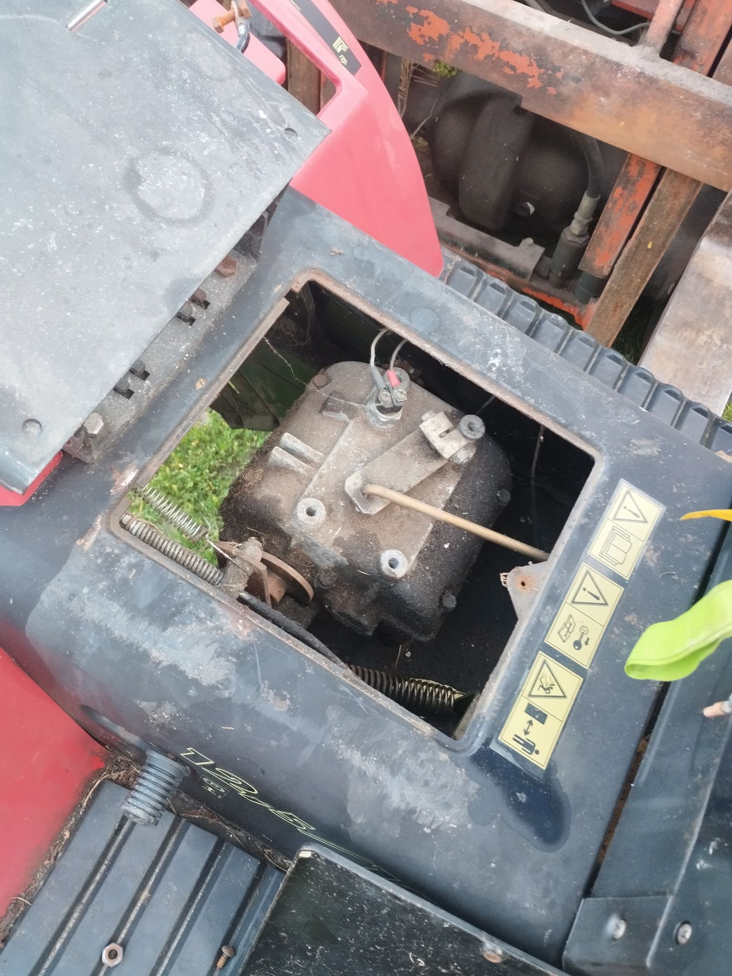 Przekładka na manual z hydro 705-002 Castel garden Honda traktorek