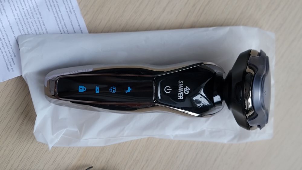 Продам електробритву 4d shaver