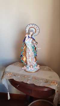 Arte Sacra - Estatueta da Virgem Mãe e do Menino em Porcelana Tiche.