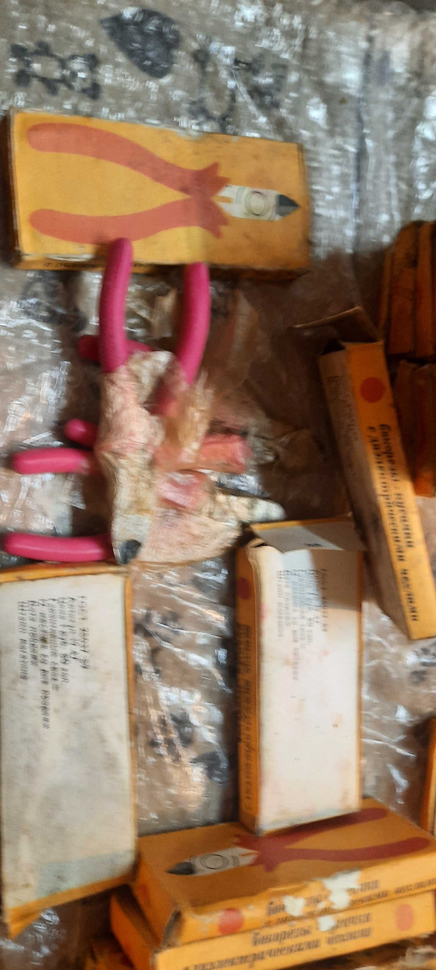 Бокорезы,кусачки,узкогубцы,круглогубцы,плоскогубцы СССР