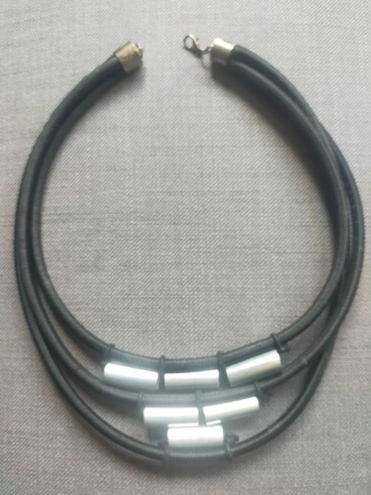 Niepowtarzalny naszyjnik, nowoczesny desing