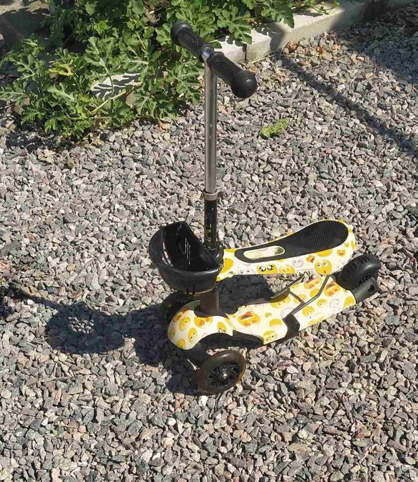 продам дитячий самокат