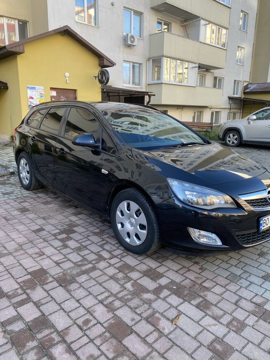 Продається Opel Astra sports touer 1.7
