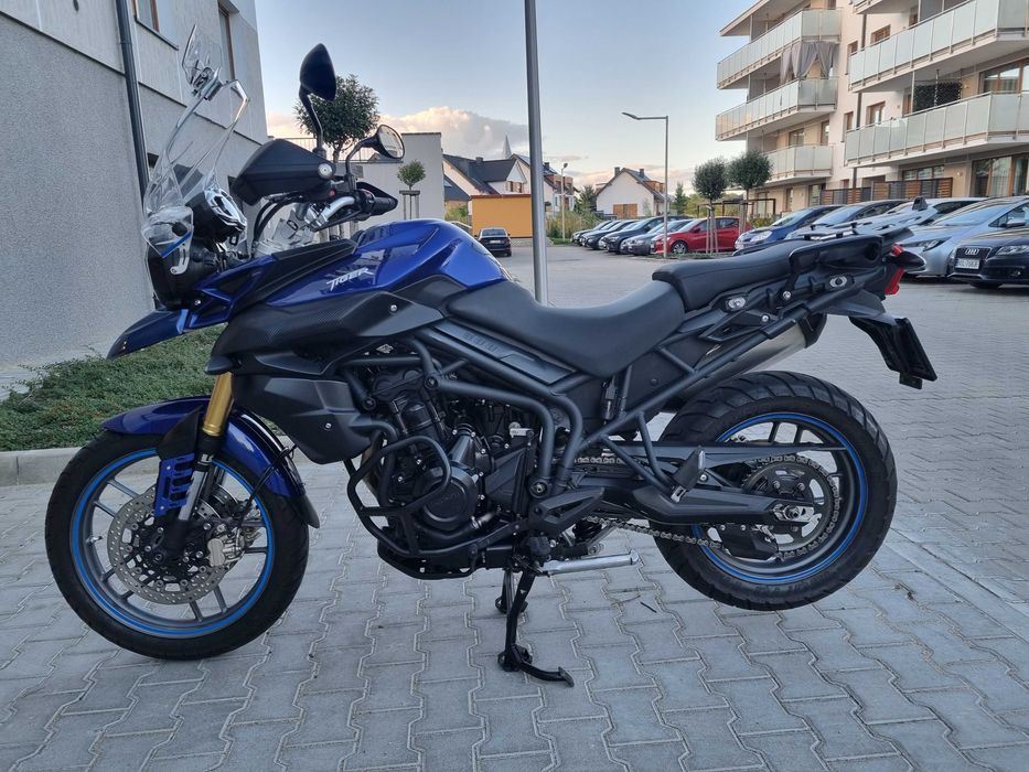 Triumph tiger 800