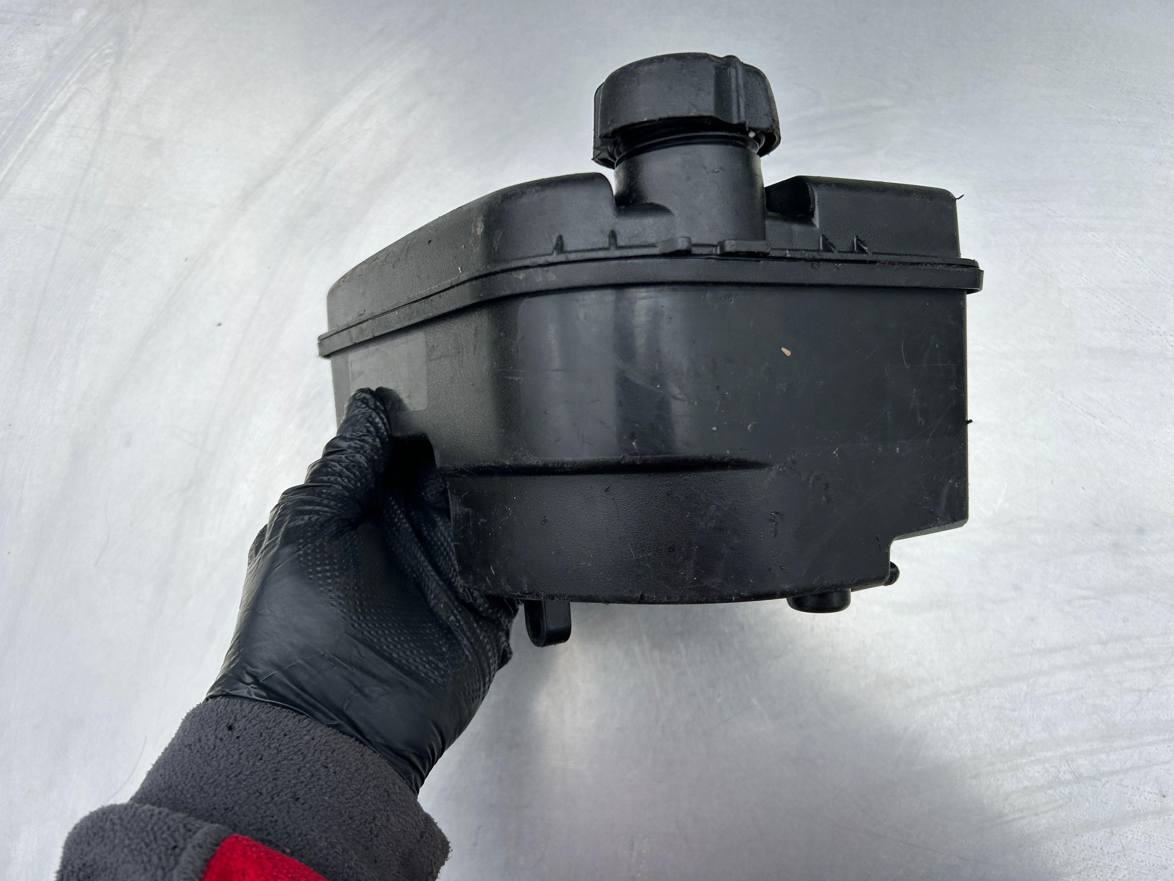 Zbiornik paliwa bak Briggs Stratton 700E 750E 775EX 775IS 161cm3 (324)