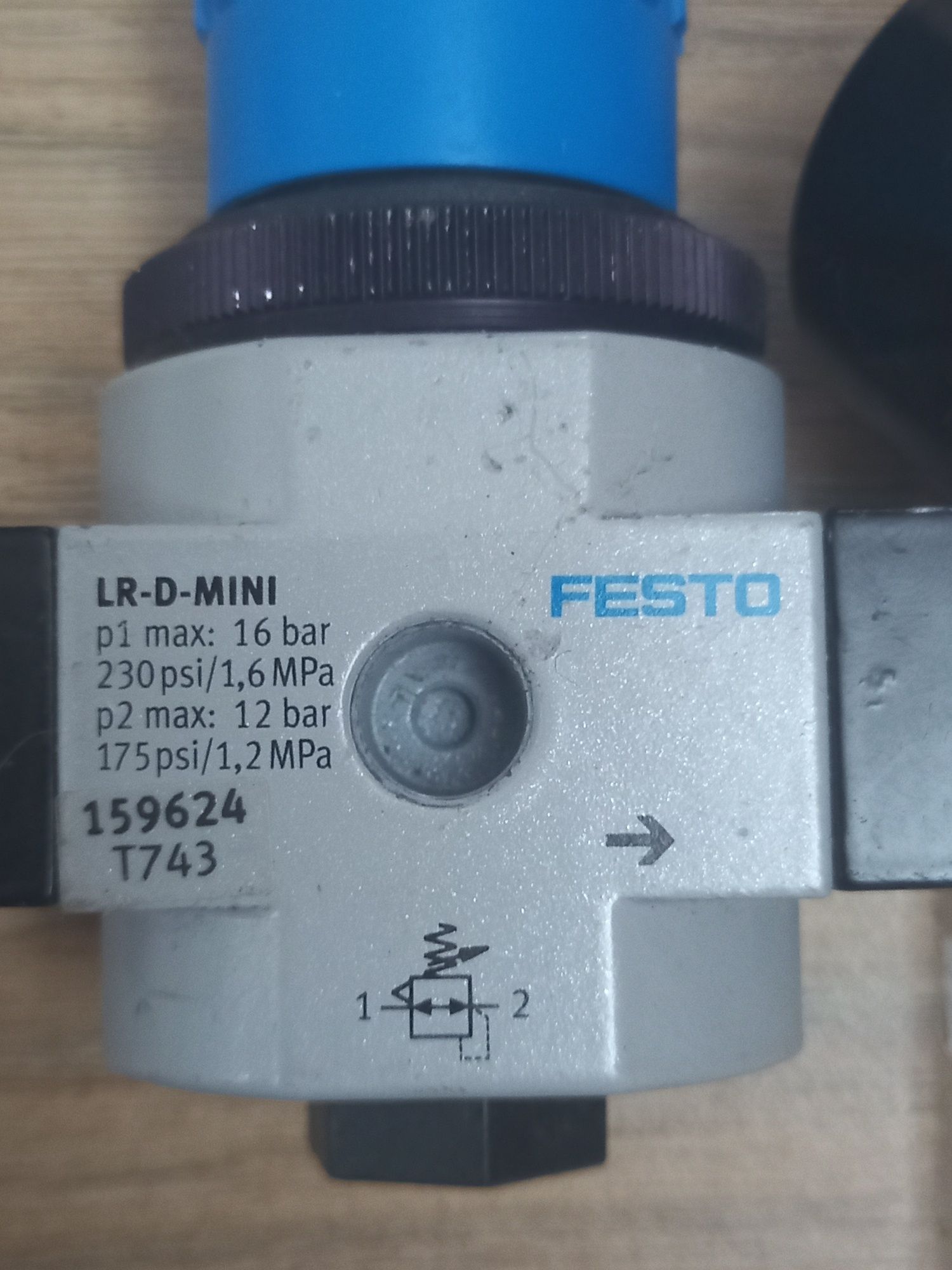 Festo lr-d-mini фільтр осушувач манометр редуктор