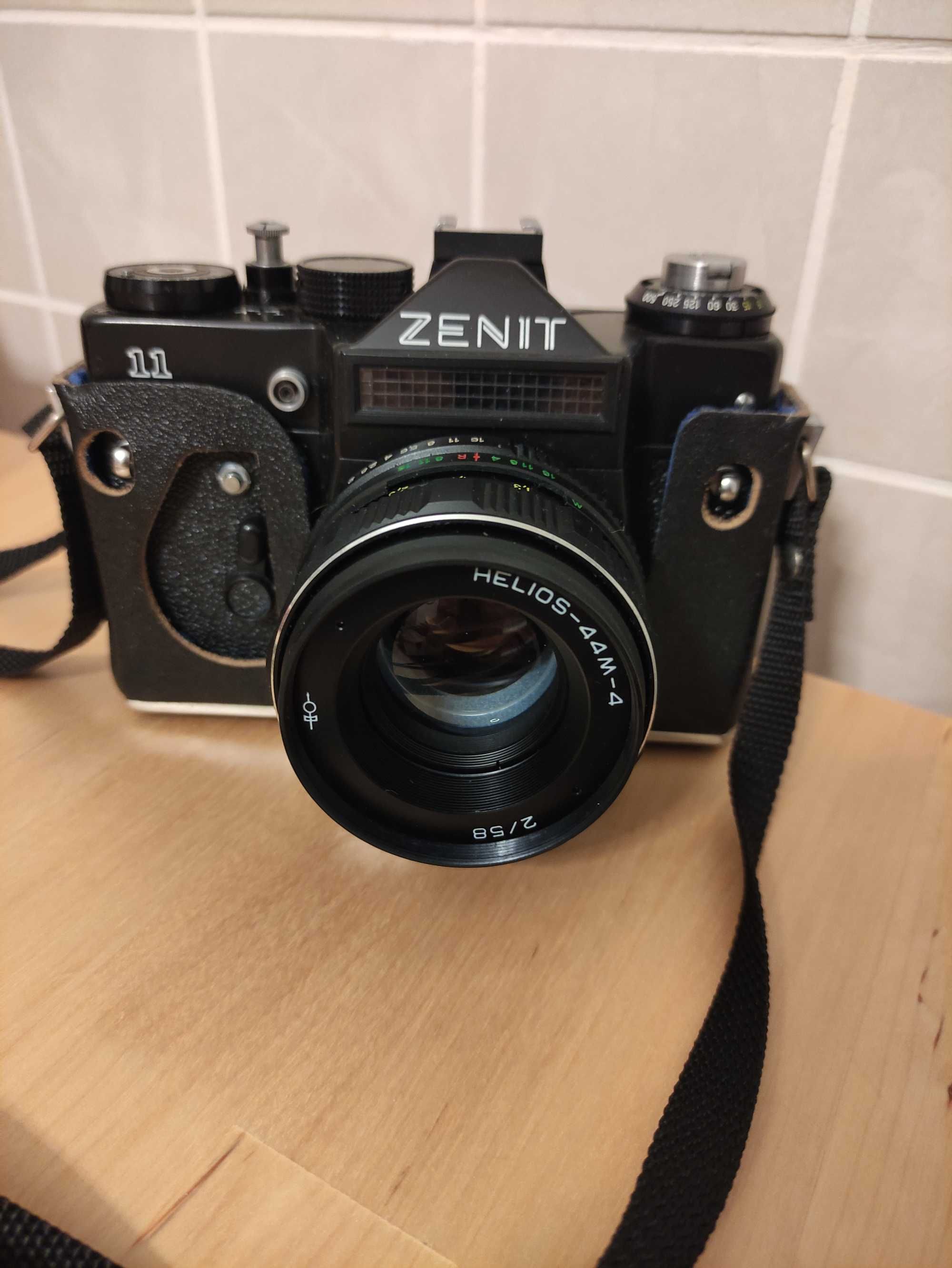 Zenit 11 com Helios-44M-4