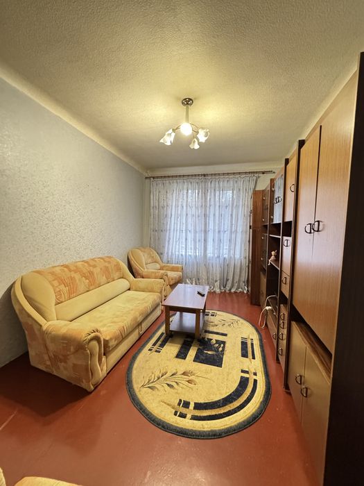 Продаж 3 кім квартри, сталінка, 74,3 м.кв, центр Югока, 2 поверх