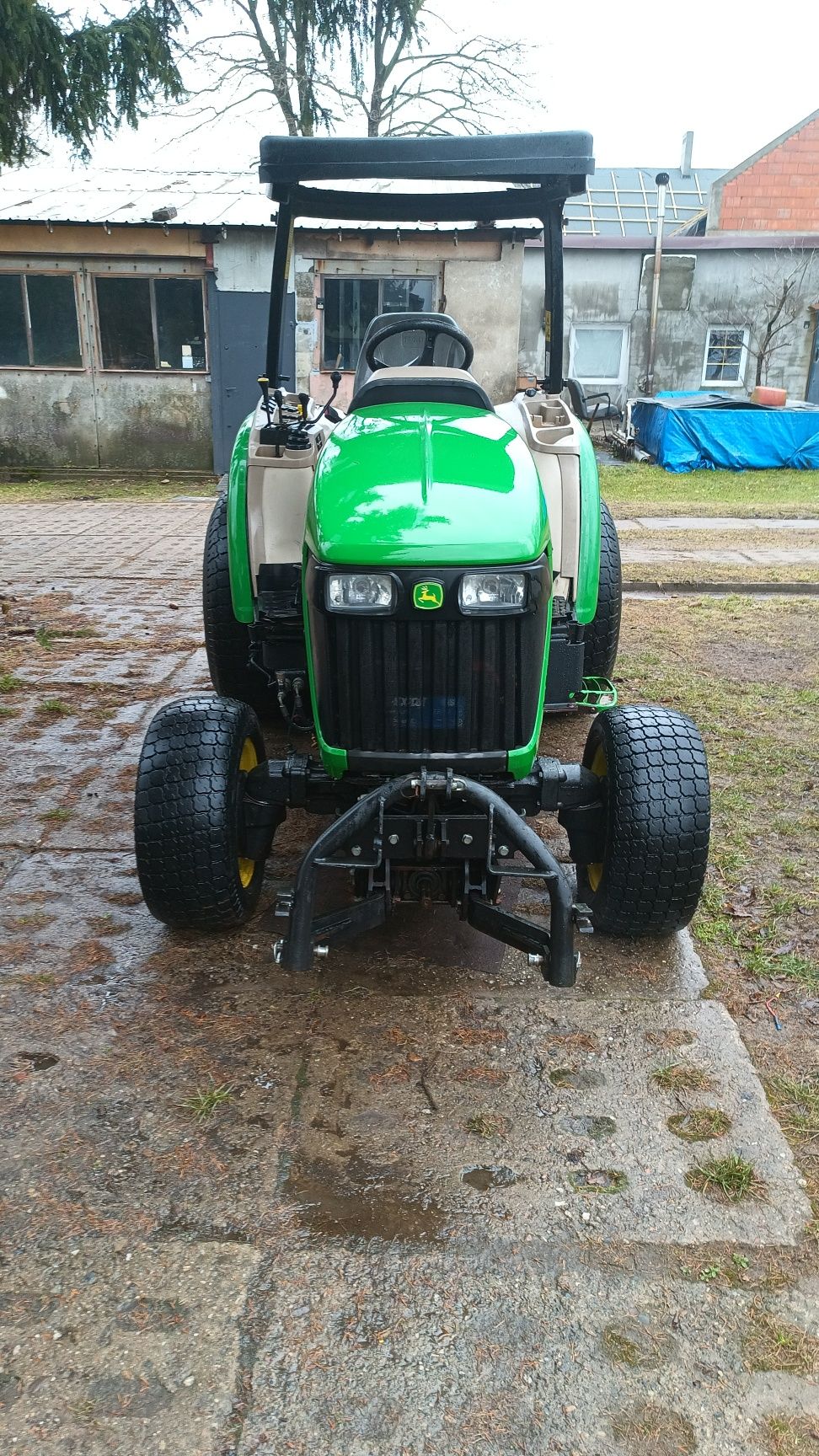 John Deere 3520 4x4