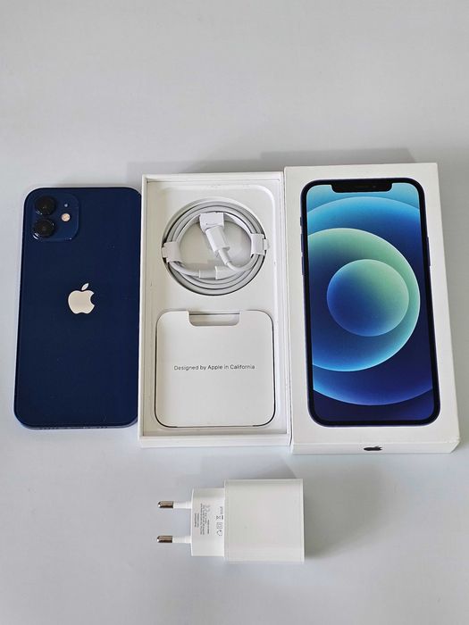 Iphone 12 128GB . Bateria 74%. Muito bom estado.