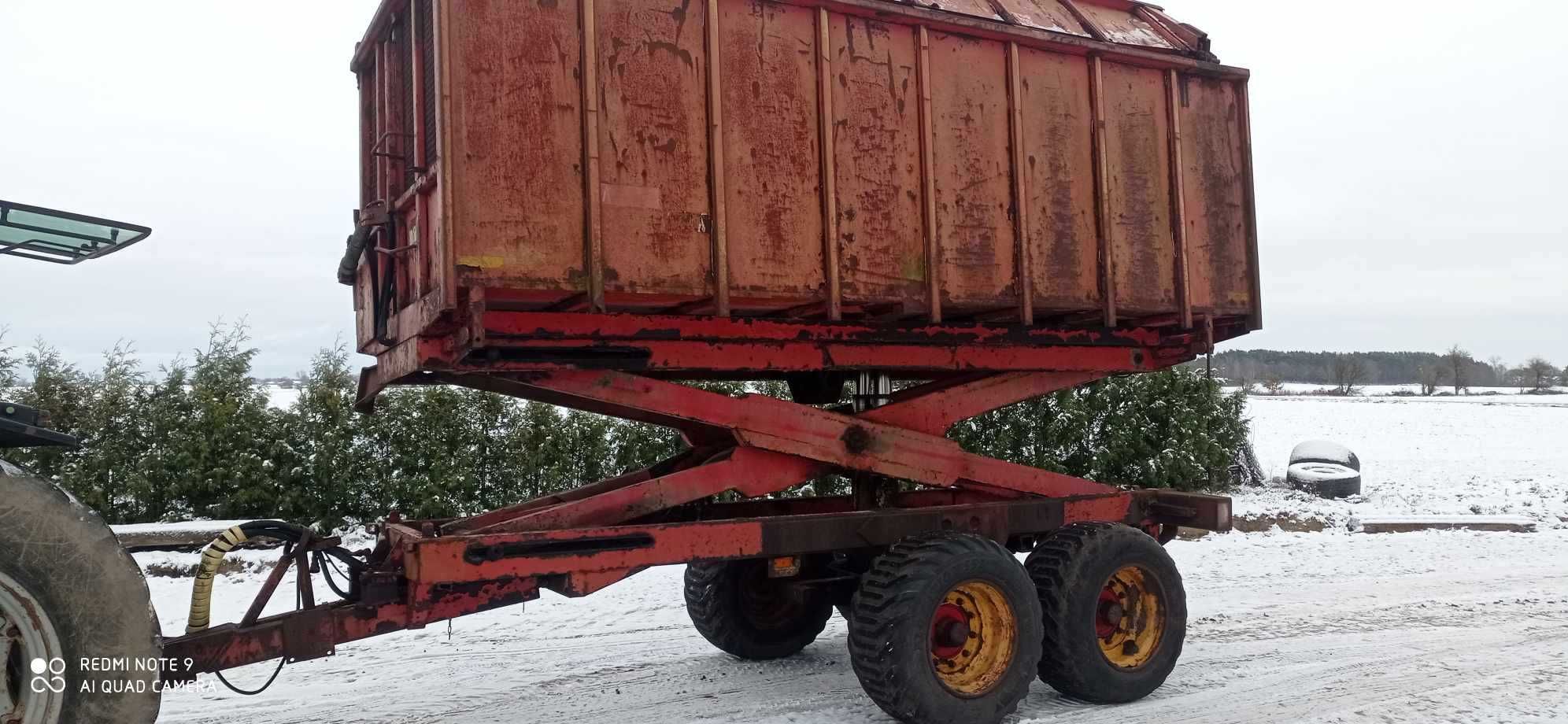 przyczepa rolnicza tandem wywrotka objetosciowa przeładunkowa