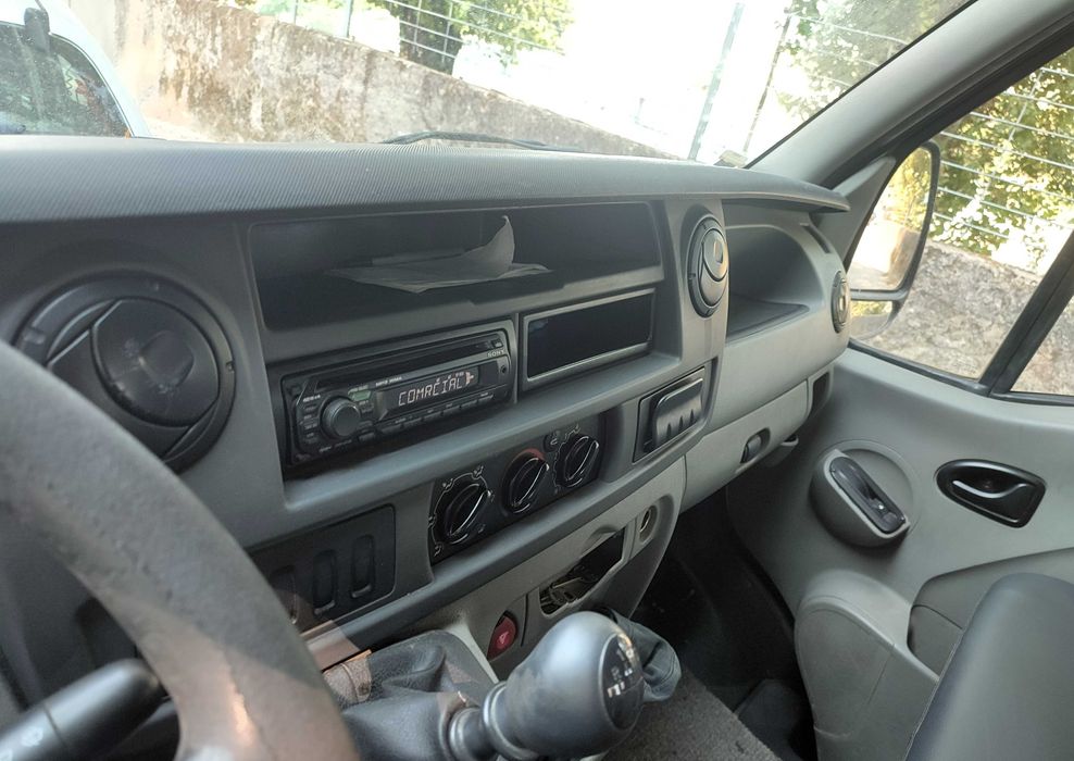 Renault Master Ligeiro de Mercadorias 7Lugares + Caixa carga 3,20m