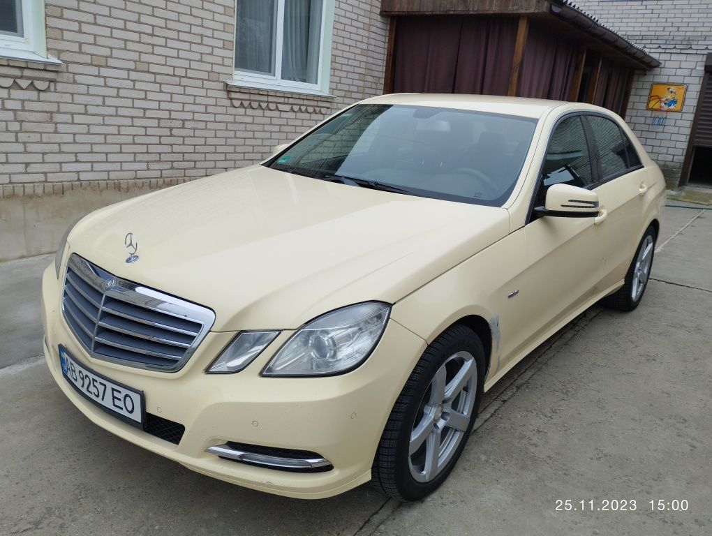 Mersedes W212 E200