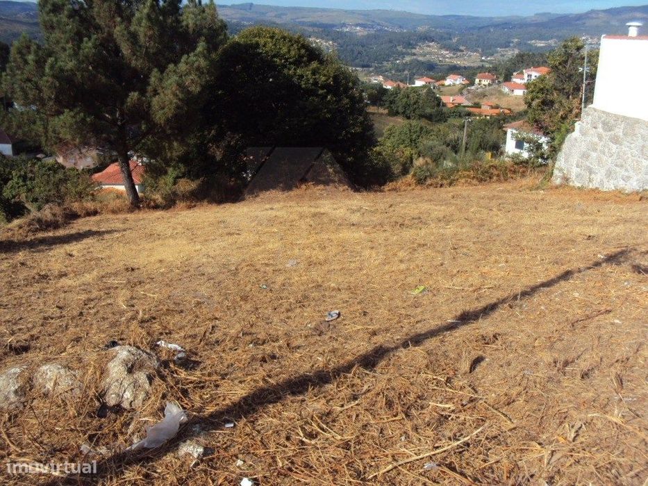 Lote de terreno para construção