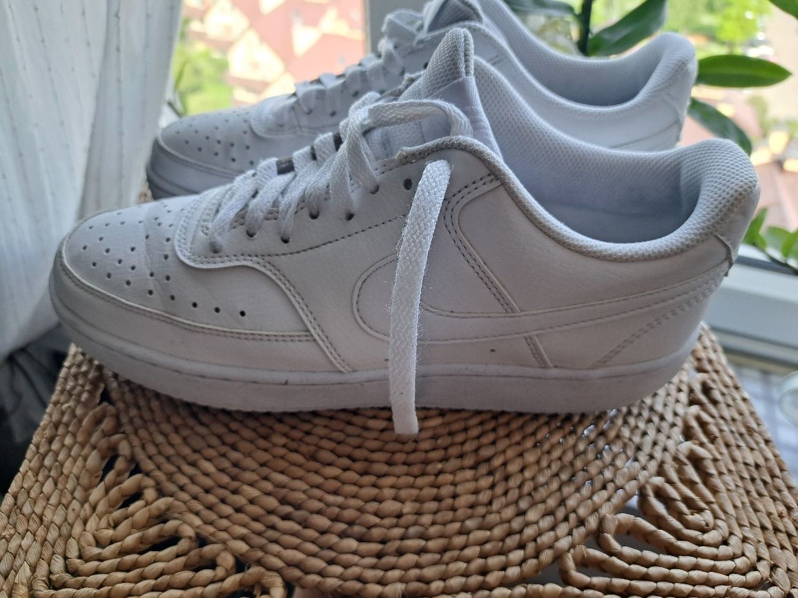 Buty nike unisex białe 41