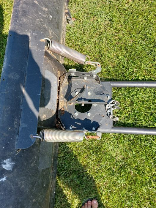 Pług do śniegu..Rezerwacja do poniedziałku.