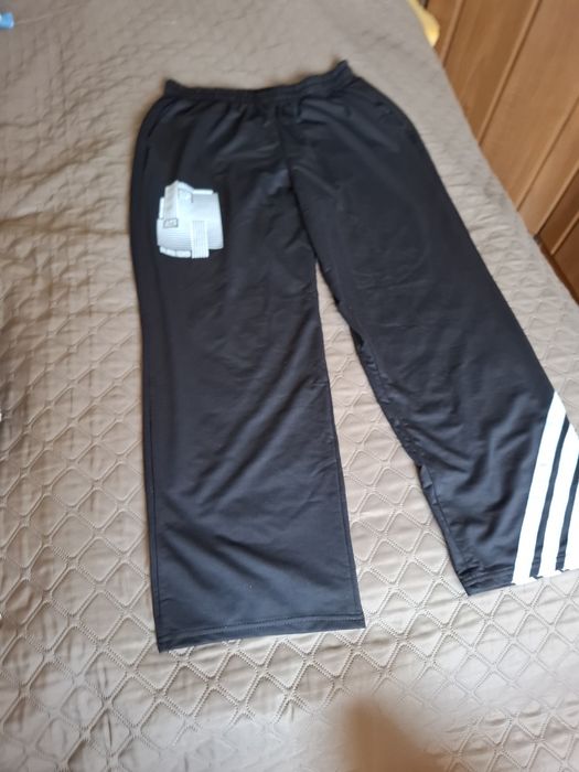 Продається жіночій прогулянковий костюм 58-60 розміру