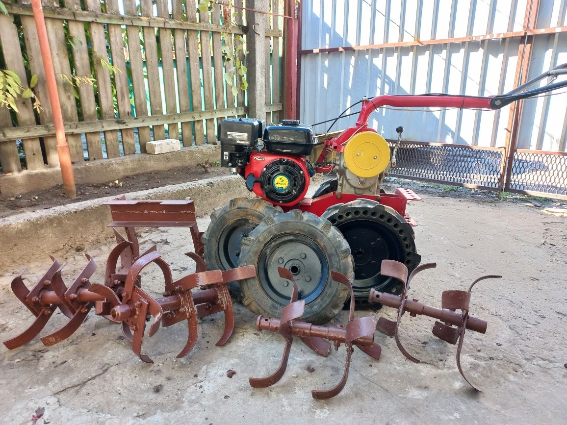 Продам мотоблок ZUBR 6.5 л.с