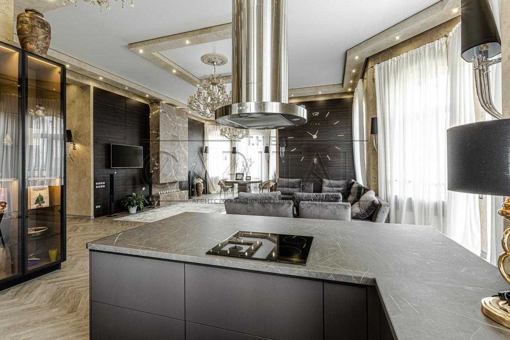 Здається в оренду шикарний дизайнерський новий будинок у Віті-Поштовій