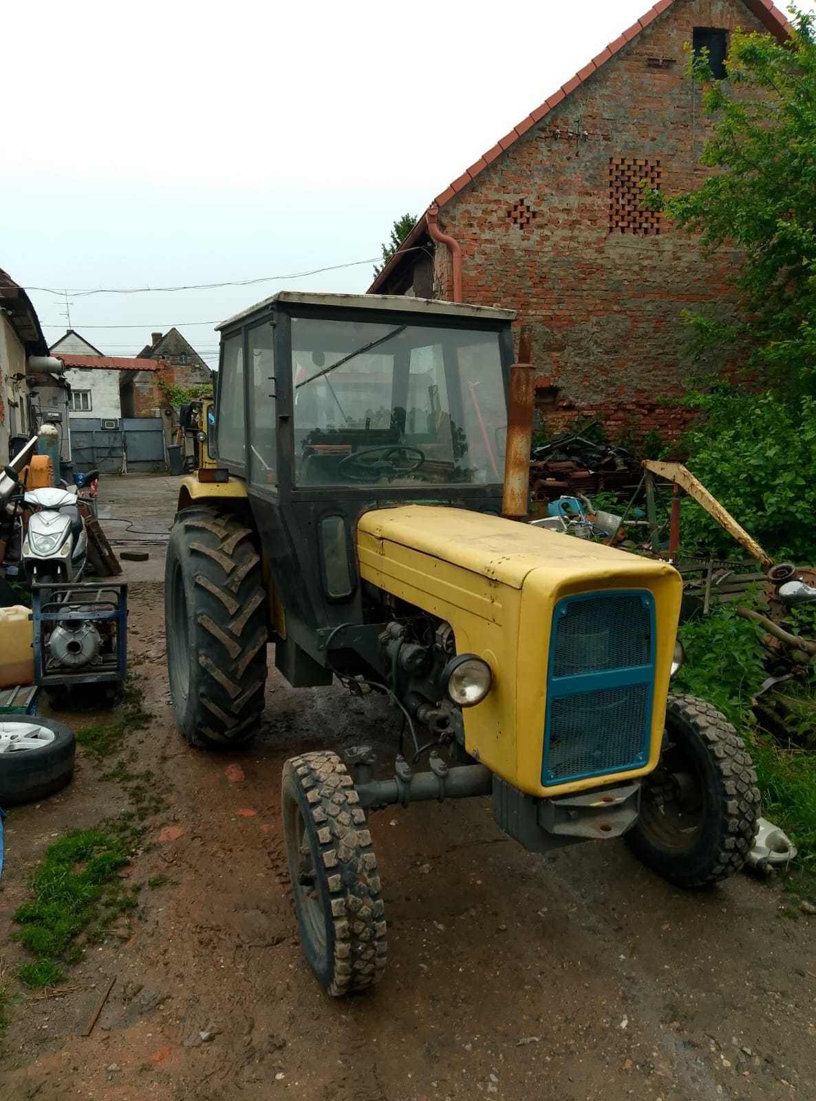 Ursus C 360 / 4011 koła 14.9 / 28 kompletne felga+ gwiazda opony dobre