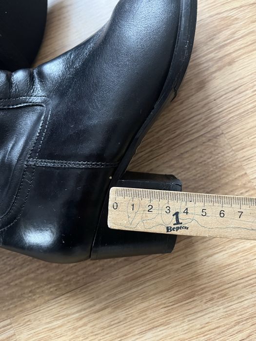 Шкіряні  чоботи