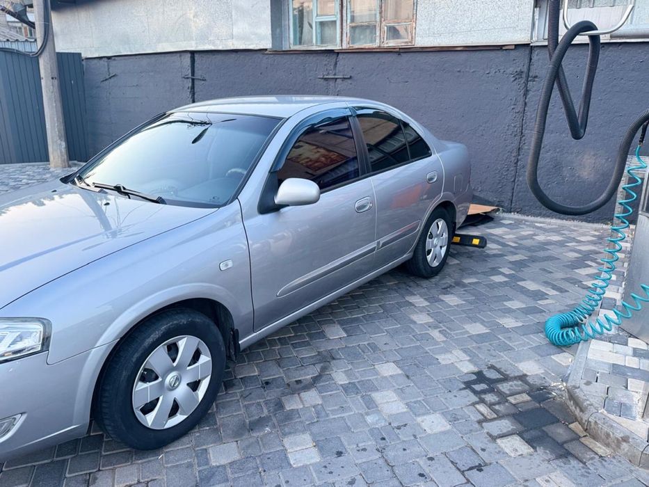 Nissan almera classic