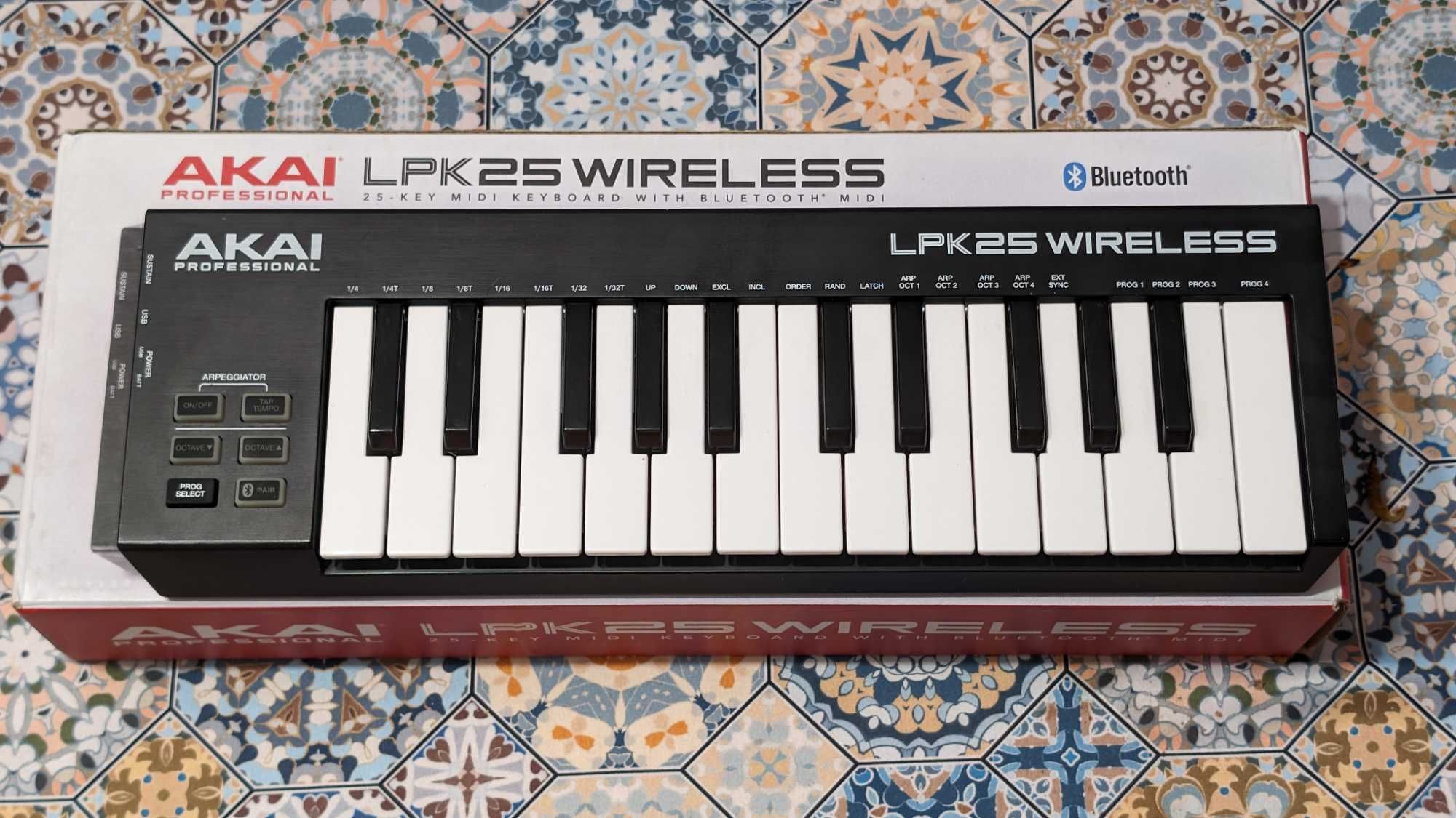 Akai Professional LPK25 Wireless bezprzewodowy kontroler Midi