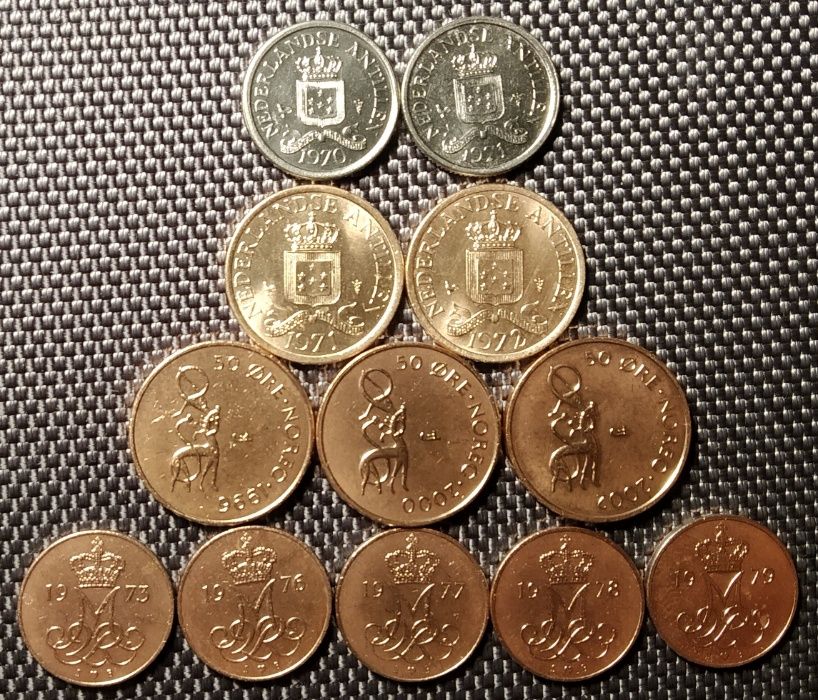 Коллекция из 12 монет
