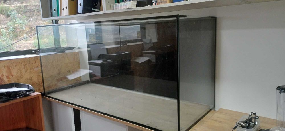 Aquario com 390L