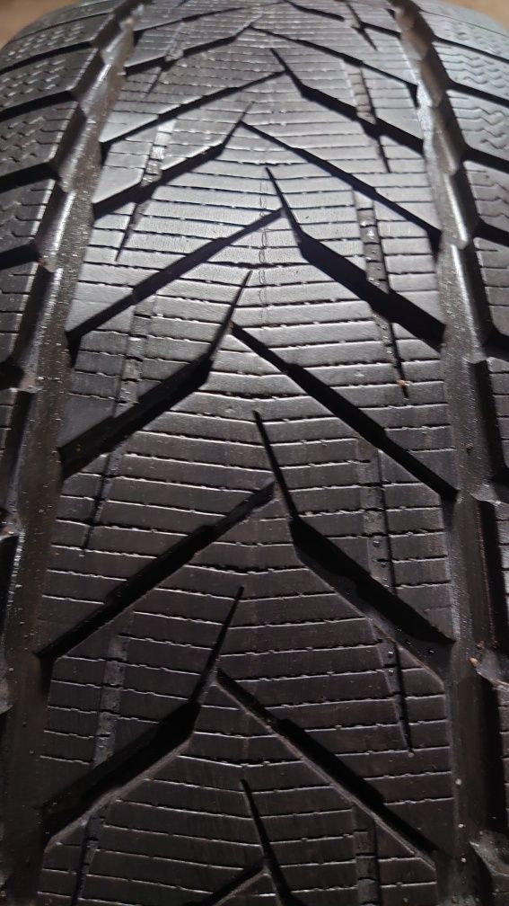 Пара зимних шин Vredestein Wintrac xtreme S 215/55 r16 215 55 16