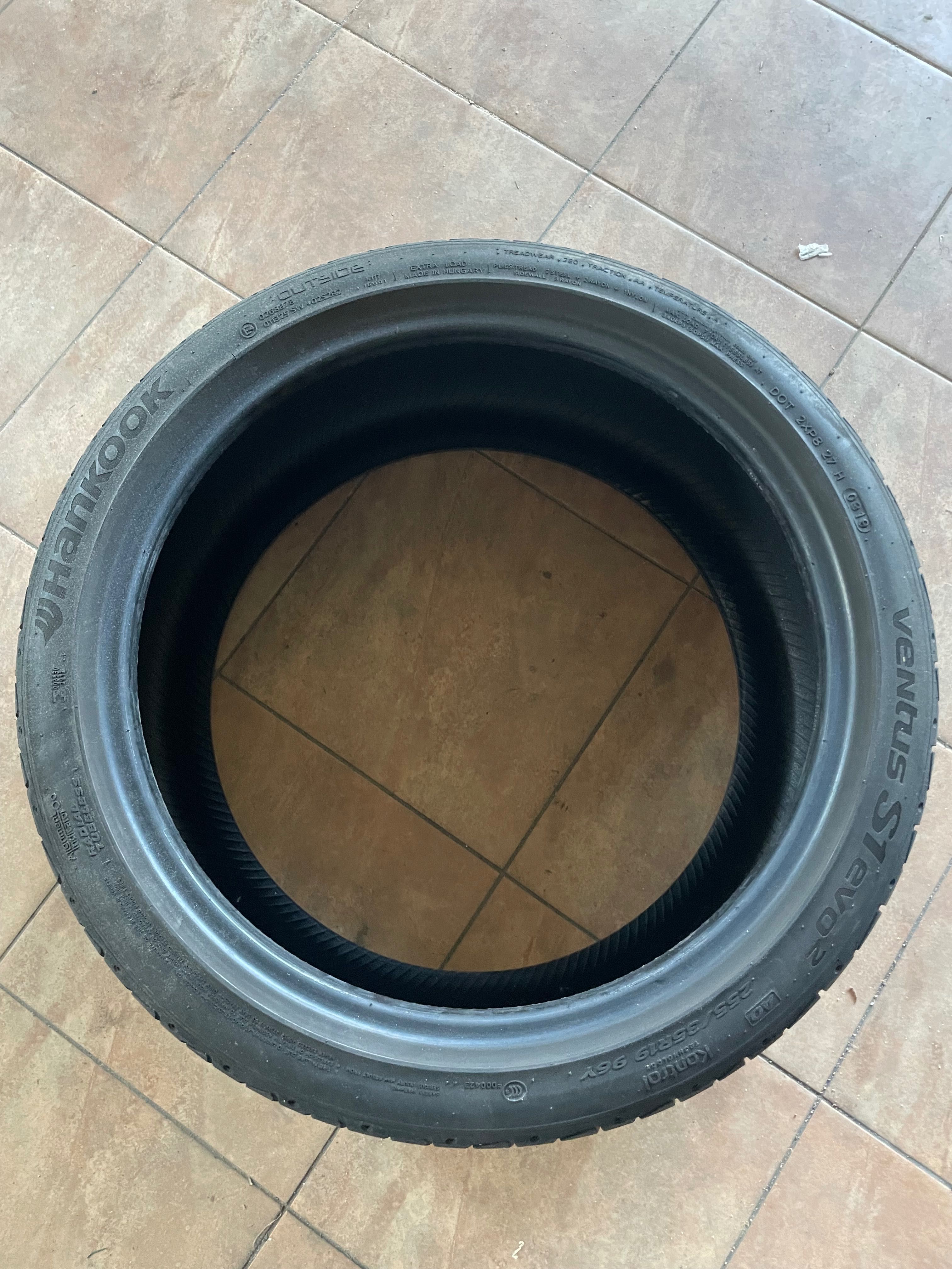 Opony letnie 255/35 R19