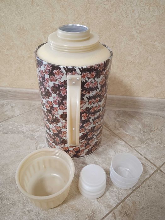 Термоcи Темет,Коростень , каністри для води з краном,туристичний посуд